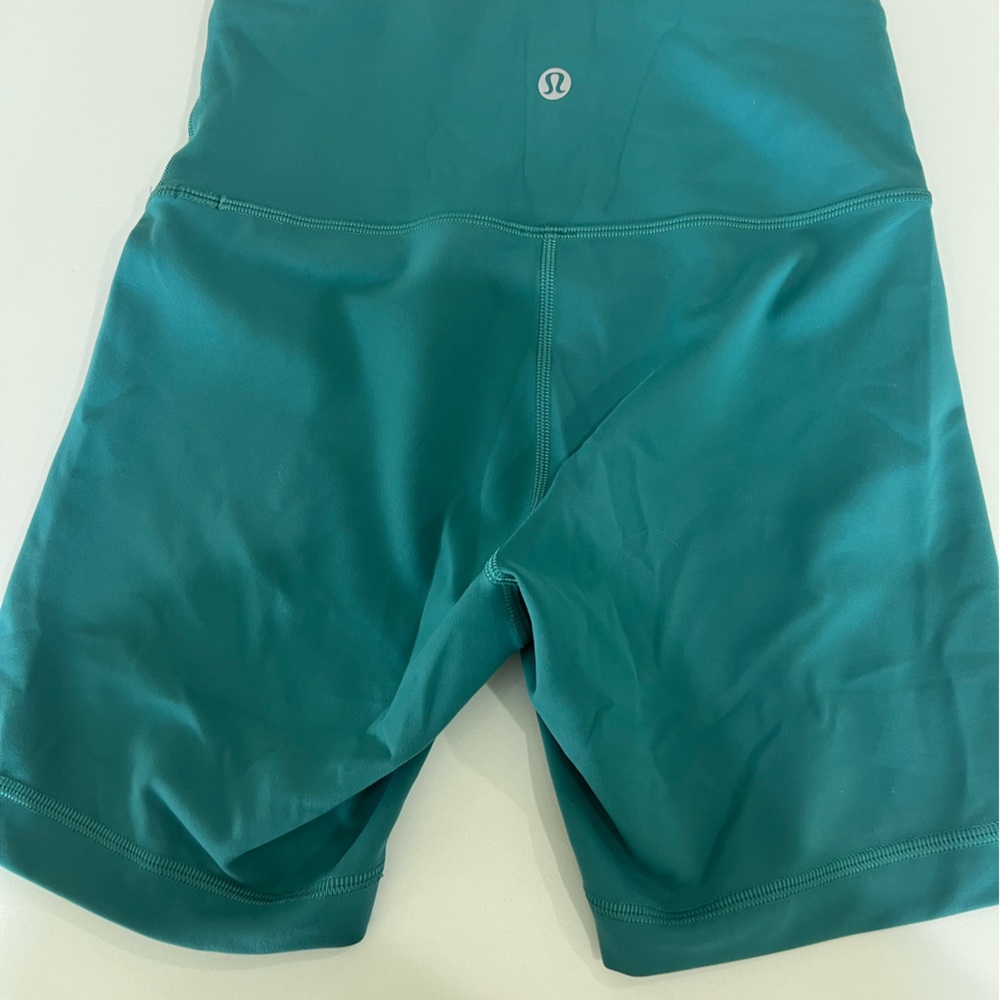 Lululemon green bikers. Great condition